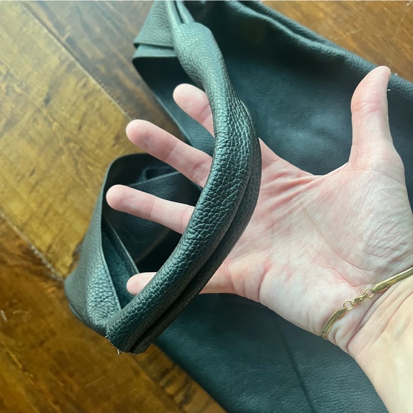 MARLON Genuine Italian Leather Minimalist Black Leather Shoulder Tote - Picture 4 of 4